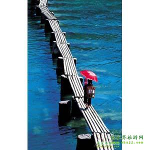 【長沙往返尊惠系列1】：張家界、天子山、鳳凰、韶山、長沙三晚四日游